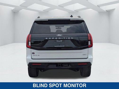 2025 Ford Expedition Max Active 4x2