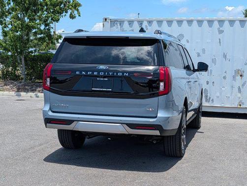 GLACIER GRAY MET TRI-COAT 2026 Ford Expedition Max Platinum