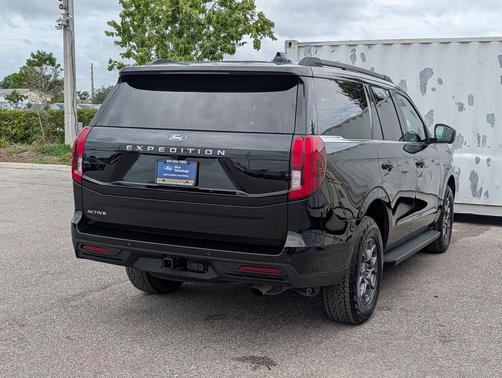 AGATE BLACK METALLIC 2025 Ford Expedition Active