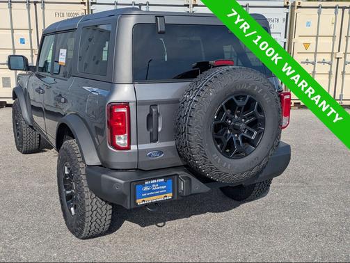 CARBONIZED GRAY METALLIC 2025 Ford Bronco Big Bend