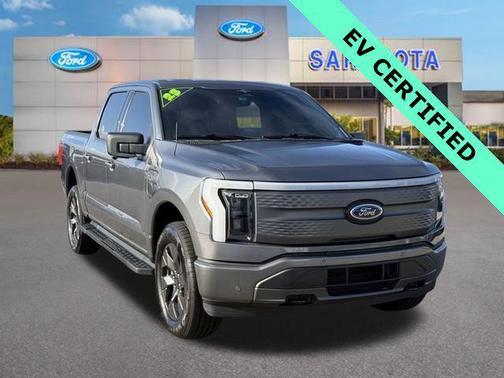 2023 Ford F-150 Lightning XLT