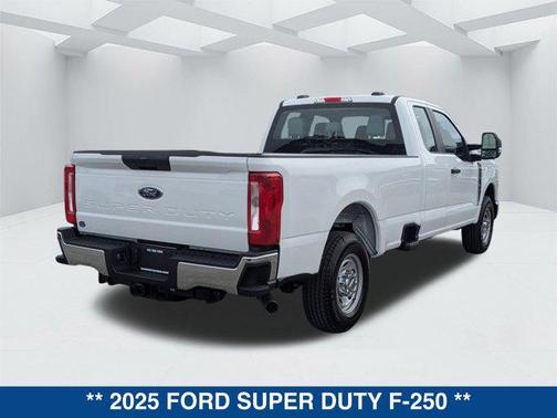 2025 Ford F-250 XL