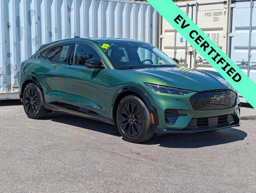 ERUPTION GREEN METALLIC 2025 Ford Mustang Mach-E Premium