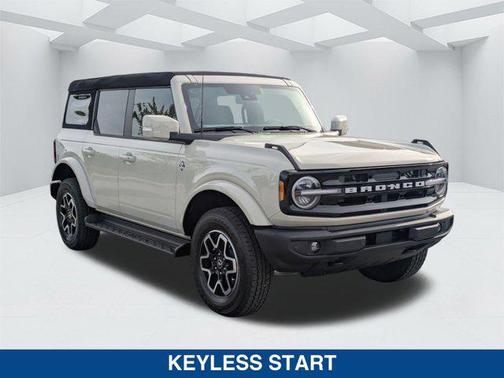 2025 Ford Bronco Outer Banks