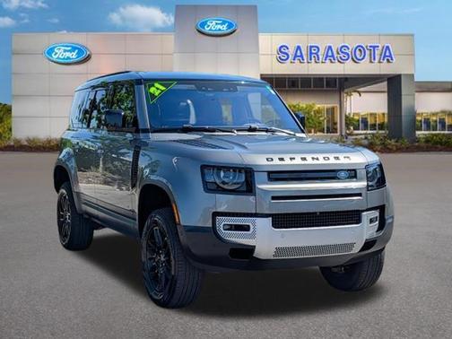 Carpathian Grey Premium Metallic 2021 Land Rover Defender 110 SE