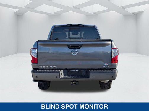 2021 Nissan Titan SV