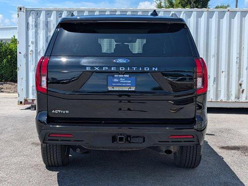 AGATE BLACK METALLIC 2025 Ford Expedition Active