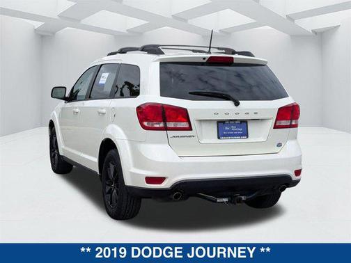 Vice White 2019 Dodge Journey SE