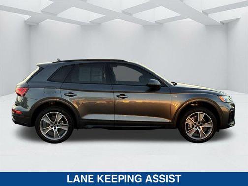 2025 Audi Q5 45 S line Premium