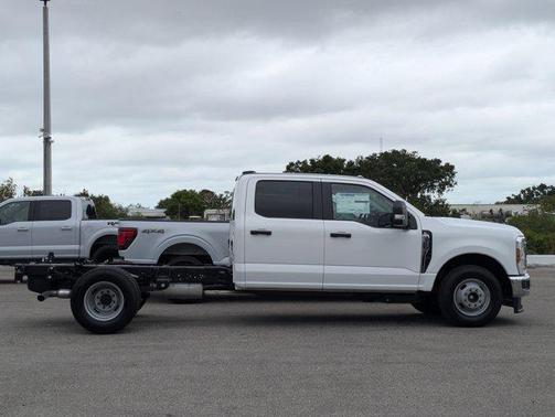 2025 Ford F-350 XL