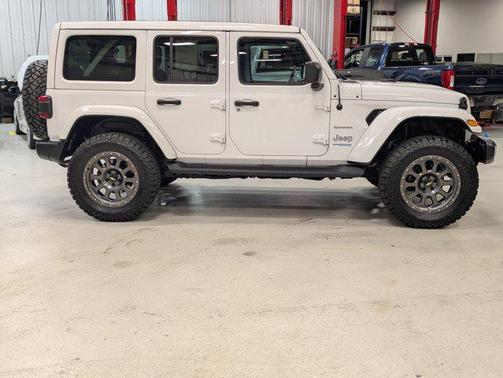 2022 Jeep Wrangler Unlimited 4xe Sahara