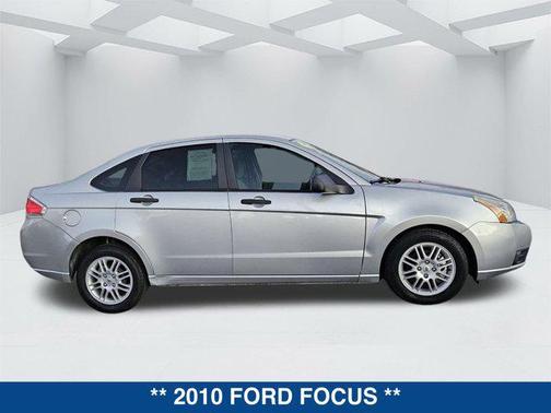 2010 Ford Focus SE