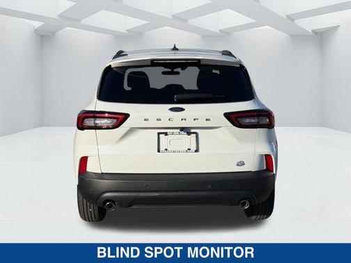 STAR WHITE METALLIC TRI-COAT 2026 Ford Escape ST-Line
