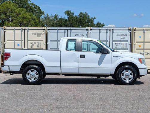 OXFORD WHITE 2014 Ford F-150 STX