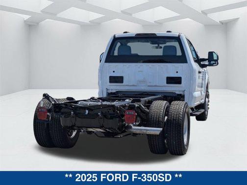 2025 Ford F-350 XL