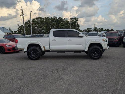 2016 Toyota Tacoma SR5