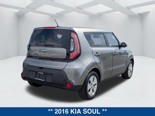 2016 Kia Soul Base