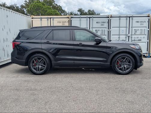 Agate Black Metallic 2026 Ford Explorer ST