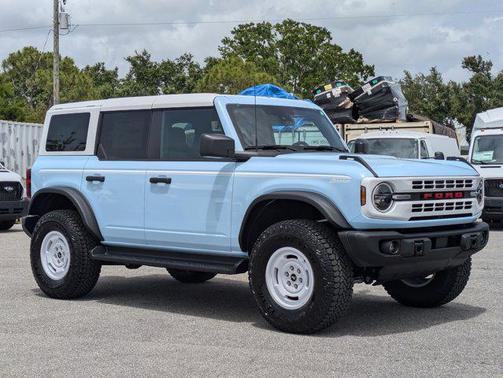 2025 Ford Bronco Heritage Edition