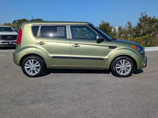 2013 Kia Soul +