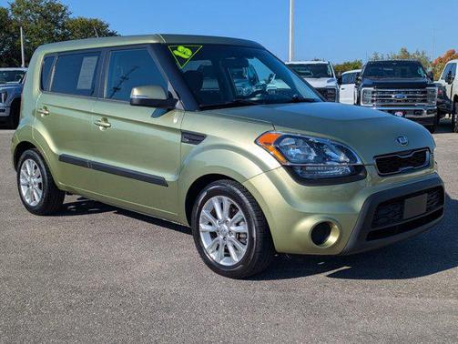 2013 Kia Soul +