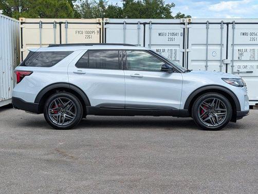 Space White Metallic 2026 Ford Explorer ST