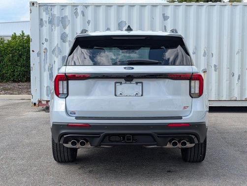 SPACE WHITE METALLIC 2026 Ford Explorer ST