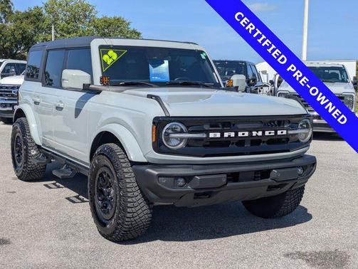 2023 Ford Bronco Outer Banks