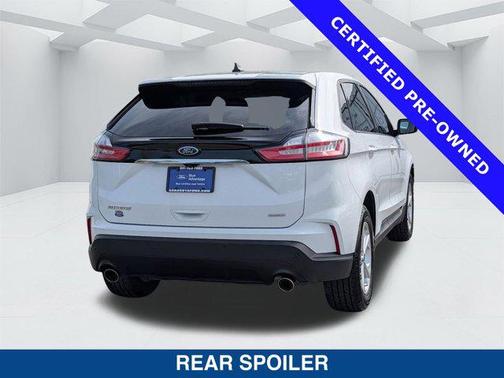2020 Ford Edge SE