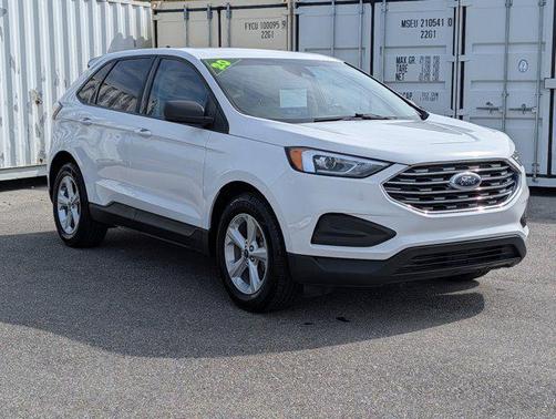 2020 Ford Edge SE