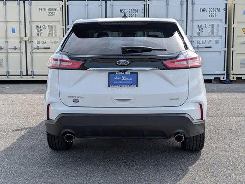 2020 Ford Edge SE