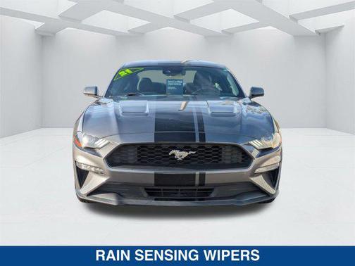2021 Ford Mustang EcoBoost