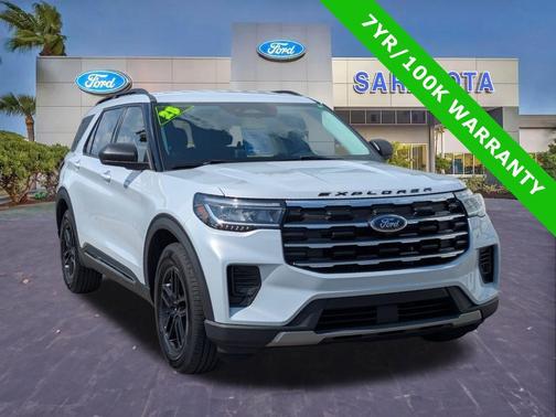 Space White Metallic 2025 Ford Explorer Active