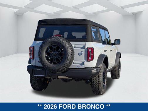AVALANCHE GRAY 2026 Ford Bronco Badlands
