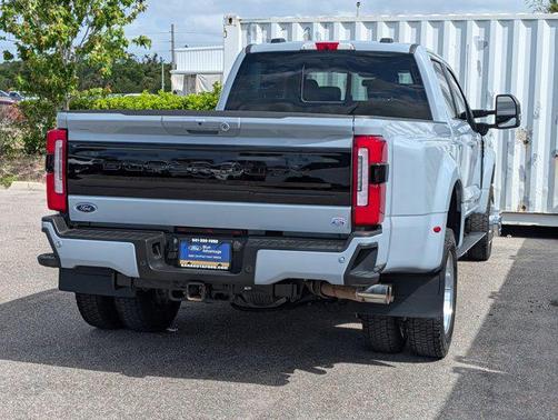 GLACIER GRAY 2025 Ford F-450 Platinum