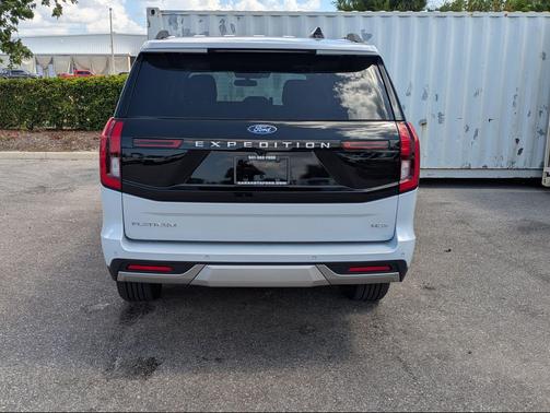 Space Silver Metallic 2026 Ford Expedition Max Platinum