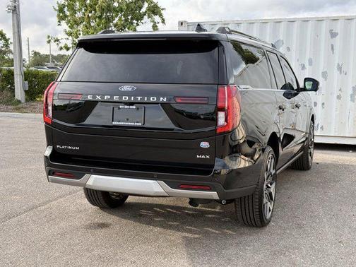 AGATE BLACK METALLIC 2026 Ford Expedition Max Platinum