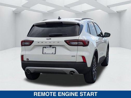 2025 Ford Escape Base