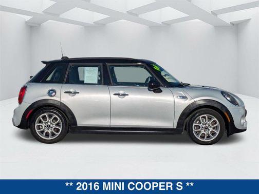 2016 MINI Hardtop Cooper S
