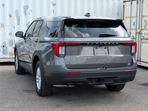 CARBONIZED GRAY METALLIC 2026 Ford Explorer Active