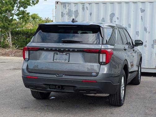 CARBONIZED GRAY METALLIC 2026 Ford Explorer Active