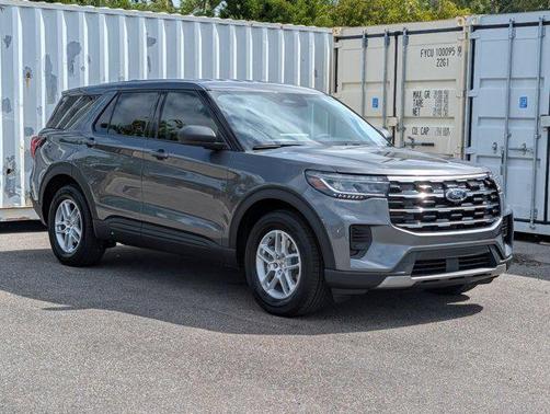 Carbonized Gray Metallic 2026 Ford Explorer Active