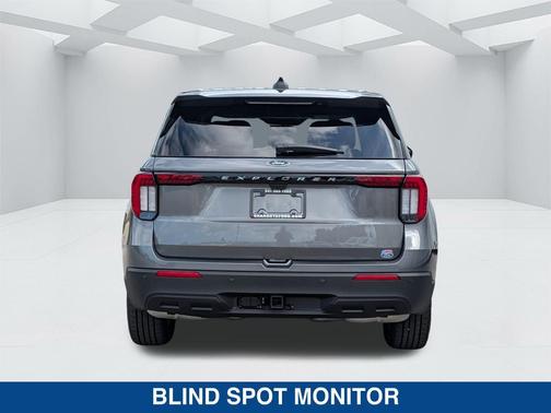 CARBONIZED GRAY METALLIC 2026 Ford Explorer Active