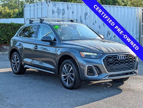 Daytona Gray Pearl Effect 2024 Audi Q5 45 S line Premium
