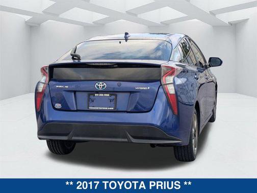 2017 Toyota Prius Three Touring
