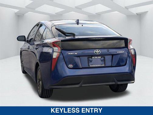 2017 Toyota Prius Three Touring