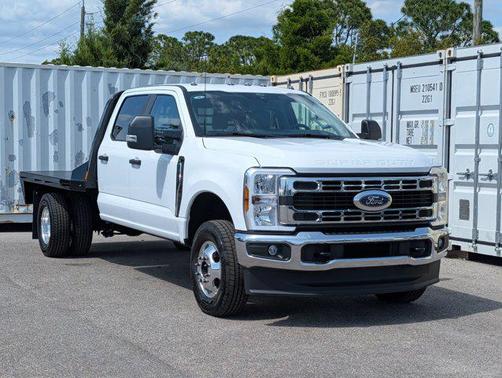 OXFORD WHITE 2026 Ford F-350 XL