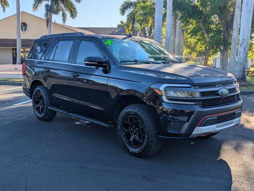 AGATE BLACK METALLIC 2024 Ford Expedition Timberline