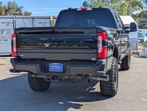 2025 Ford F-250 Platinum