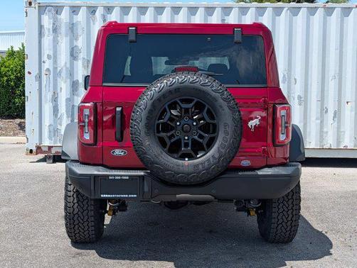 RUBY RED MET TNTD CLEARCOAT 2026 Ford Bronco Badlands